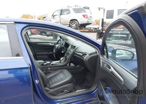 2013 Ford Fusion Se z USA, uszkodzony, nr VIN 3FA6P0HR8DR310904